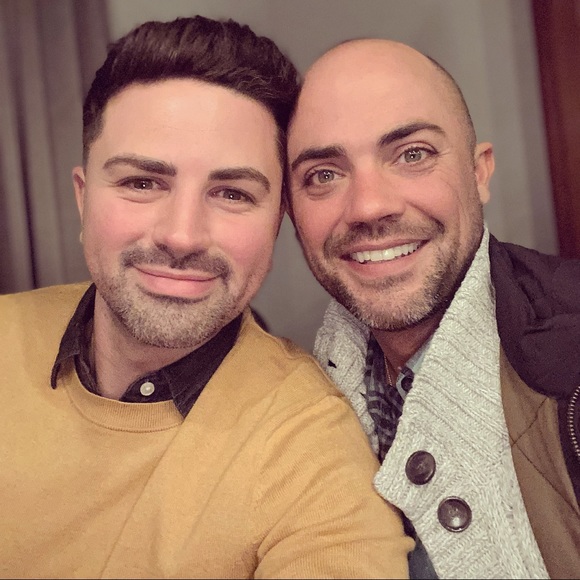 Meet your Poshers, Kenny & Ryan - Picture 1 of 3